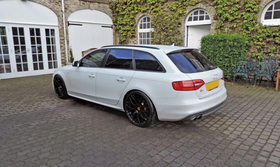  Audi S4 Avant by Raywell 2012 года  (фото 3 из 3)